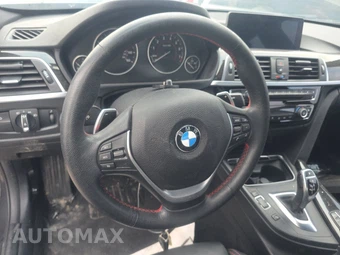 2017 BMW 3 Series Sedan 330i xDrive - miniatura 7