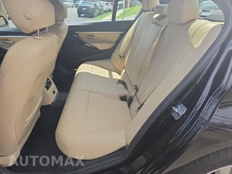 2017 BMW 3 Series Sedan 330i xDrive - miniatura 16