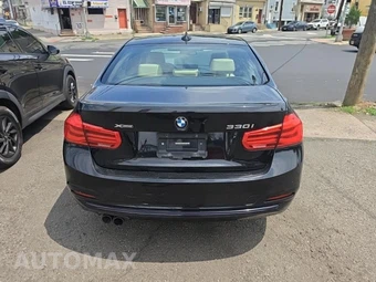 2017 BMW 3 Series Sedan 330i xDrive - miniatura 5