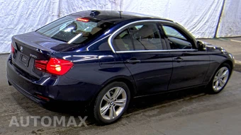 2017 BMW 3 Series Sedan 330i xDrive - miniatura 4