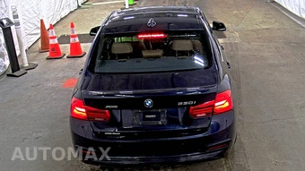 2017 BMW 3 Series Sedan 330i xDrive - miniatura 5