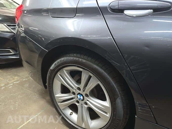 2017 BMW 3 Series Sedan 330i xDrive - miniatura 35