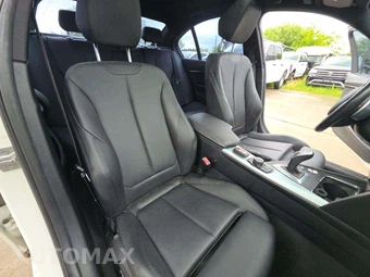 2017 BMW 3 Series Sedan 330i xDrive - miniatura 18