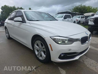 2017 BMW 3 Series Sedan 330i xDrive - miniatura 4