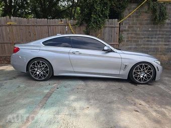 2017 BMW 4 Series Coupe 440i xDrive - miniatura 4