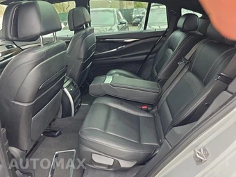 2017 BMW 5 Series Gran Turismo 535i Hatchback M SPORT LINE - miniatura 16