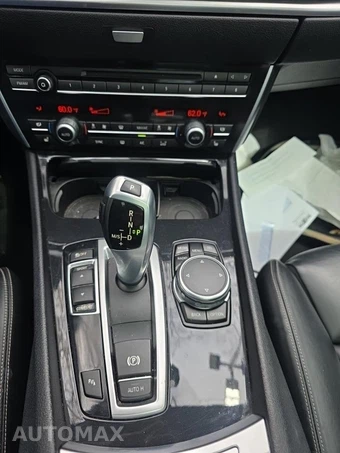 2017 BMW 5 Series Gran Turismo 535i Hatchback M SPORT LINE - miniatura 25