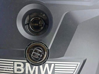 2017 BMW 5 Series Sedan 530i LUXURY LINE - miniatura 32