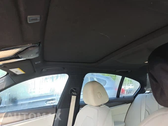 2017 BMW 5 Series Sedan 530i LUXURY LINE - miniatura 17