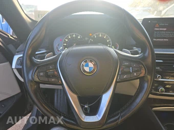 2017 BMW 5 Series Sedan 530i - miniatura 10