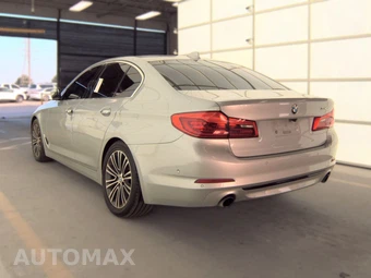 2017 BMW 5 Series Sedan 530i - miniatura 6