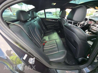 2017 BMW 5 Series Sedan 530i - miniatura 13