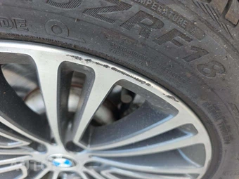 2017 BMW 5 Series Sedan 530i - miniatura 21