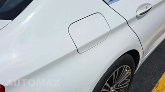 2017 BMW 5 Series Sedan 530i - miniatura 25