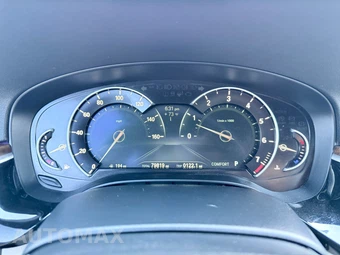 2017 BMW 5 Series Sedan 530i - miniatura 13