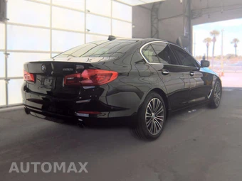2017 BMW 5 Series Sedan 530i - miniatura 4