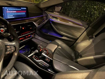 2017 BMW 5 Series Sedan 530i - miniatura 13