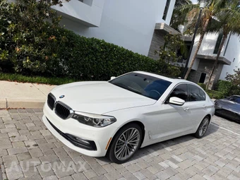 2017 BMW 5 Series Sedan 530i - miniatura 7
