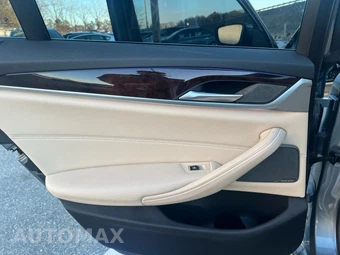 2017 BMW 5 Series Sedan 530i - miniatura 11