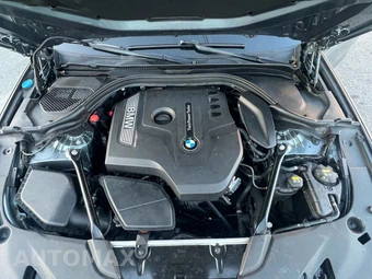 2017 BMW 5 Series Sedan 530i - miniatura 20