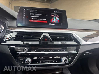 2017 BMW 5 Series Sedan 530i - miniatura 22