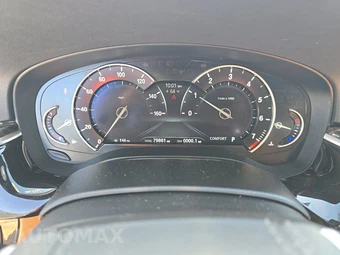 2017 BMW 5 Series Sedan 530i - miniatura 12