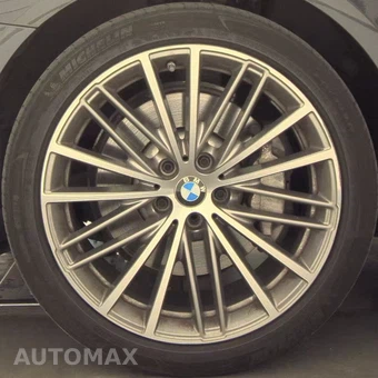 2017 BMW 5 Series Sedan 530i - miniatura 19