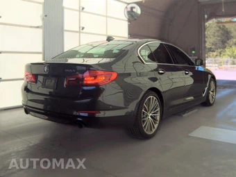 2017 BMW 5 Series Sedan 530i - miniatura 4