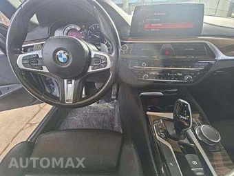2017 BMW 5 Series Sedan 530i xDrive M SPORT LINE - miniatura 10