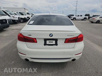 2017 BMW 5 Series Sedan 530i xDrive - miniatura 5