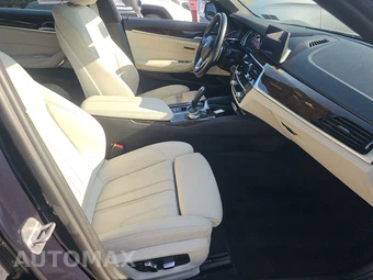 2017 BMW 5 Series Sedan 530i xDrive - miniatura 8