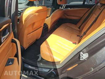 2017 BMW 5 Series Sedan 530i xDrive - miniatura 13