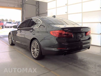 2017 BMW 5 Series Sedan 530i xDrive - miniatura 6