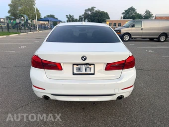 2017 BMW 5 Series Sedan 530i xDrive - miniatura 6
