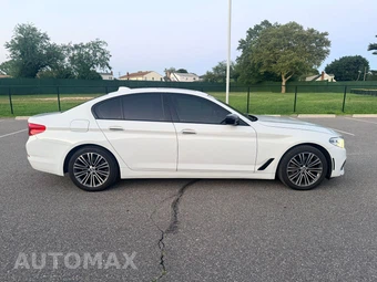 2017 BMW 5 Series Sedan 530i xDrive - miniatura 8