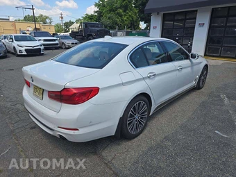 2017 BMW 5 Series Sedan 530i xDrive - miniatura 3