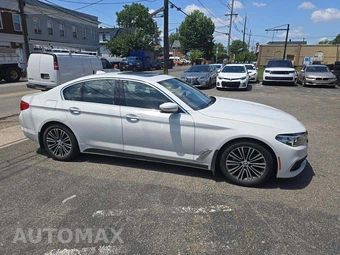2017 BMW 5 Series Sedan 530i xDrive - miniatura 4