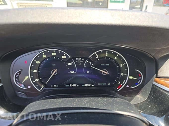 2017 BMW 5 Series Sedan 530i xDrive - miniatura 9