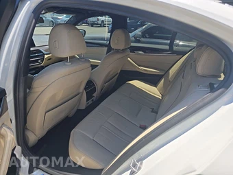 2017 BMW 5 Series Sedan 540i M SPORT LINE - miniatura 13