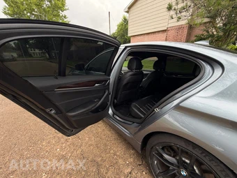 2017 BMW 5 Series Sedan 540i - miniatura 14