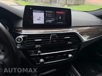 2017 BMW 5 Series Sedan 540i - miniatura 32