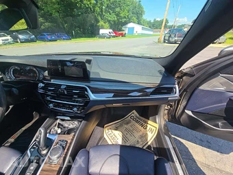 2017 BMW 5 Series Sedan 540i xDrive - miniatura 19