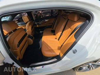 2017 BMW 7 Series Sedan 740i M SPORT LINE - miniatura 10