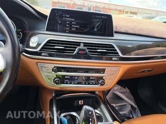 2017 BMW 7 Series Sedan 740i M SPORT LINE - miniatura 7