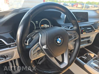 2017 BMW 7 Series Sedan 740i M SPORT LINE - miniatura 10