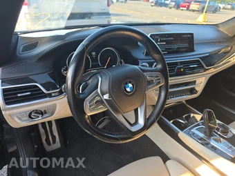2017 BMW 7 Series Sedan 740i M SPORT LINE - miniatura 11