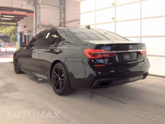 2017 BMW 7 Series Sedan 740i M SPORT LINE - miniatura 6