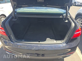 2017 BMW 7 Series Sedan 740i - miniatura 16