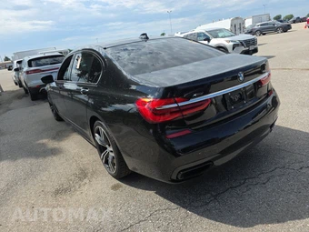 2017 BMW 7 Series Sedan 740i xDrive M SPORT LINE - miniatura 6
