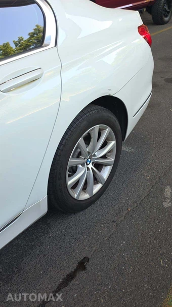 2017 BMW 7 Series Sedan 740i xDrive - miniatura 36